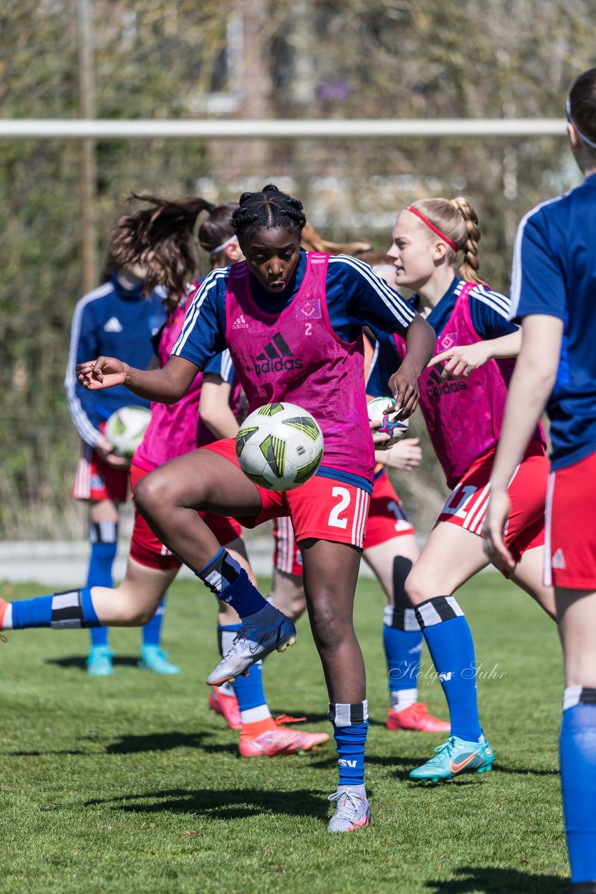 Bild 82 - wBJ Hamburger SV - WfL Wolfsburg : Ergebnis: 2:1